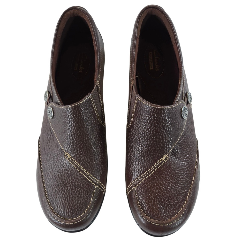 Clarks Collection Womens 10 Narrow Brown Leather Button Slip On Loafers Shoes